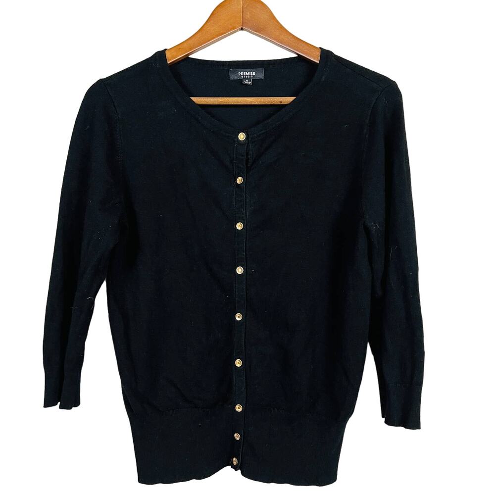 Premise Studio Snap Front Cardigan Soft Black Gold Lon Sleeve - M